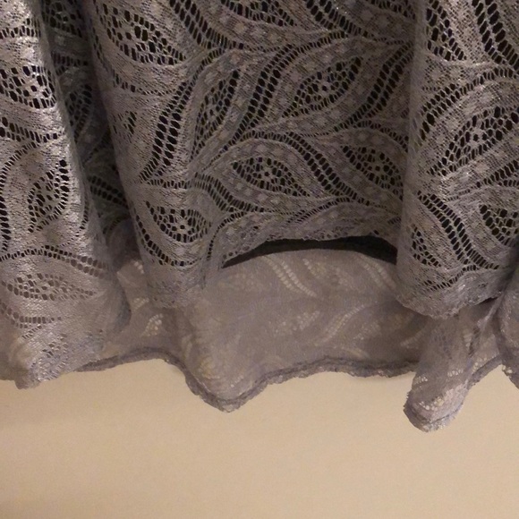Lace Bobeau High Low Tank Size XL - Picture 4 of 4